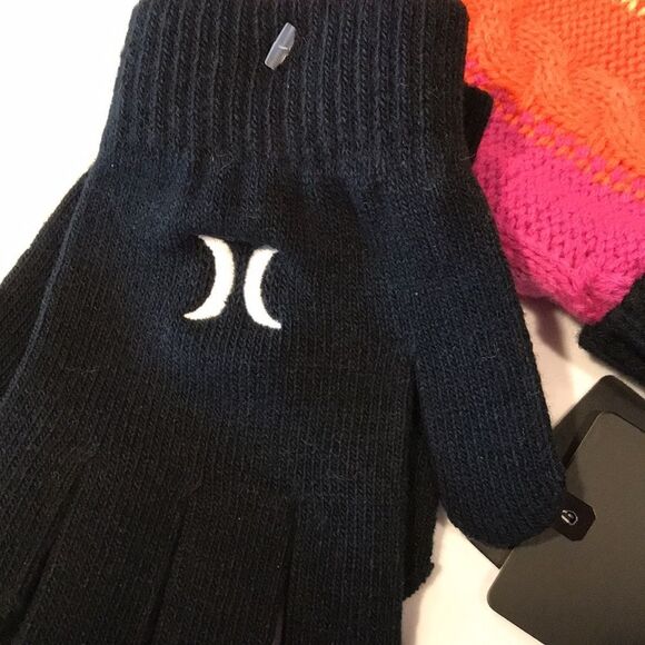 NWT Hurley hat and gloves set - Picture 2 of 3
